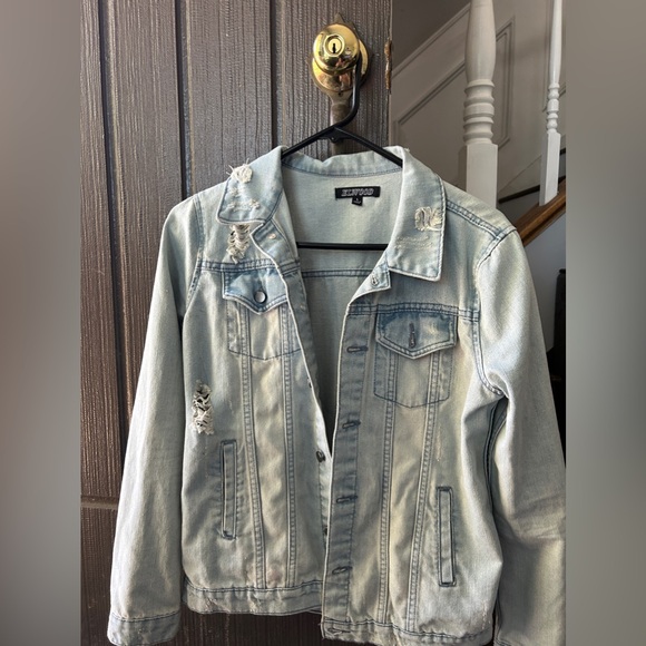 Elwood distressed denim jacket - Picture 2 of 8